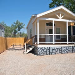 Corona Arch Cabin #04
