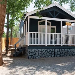 Delicate Arch Cabin #03