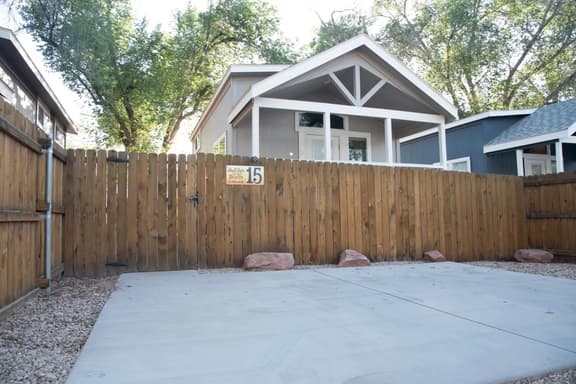 Pine Tree Arch Cabin #15